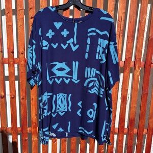 Vintage abstract top